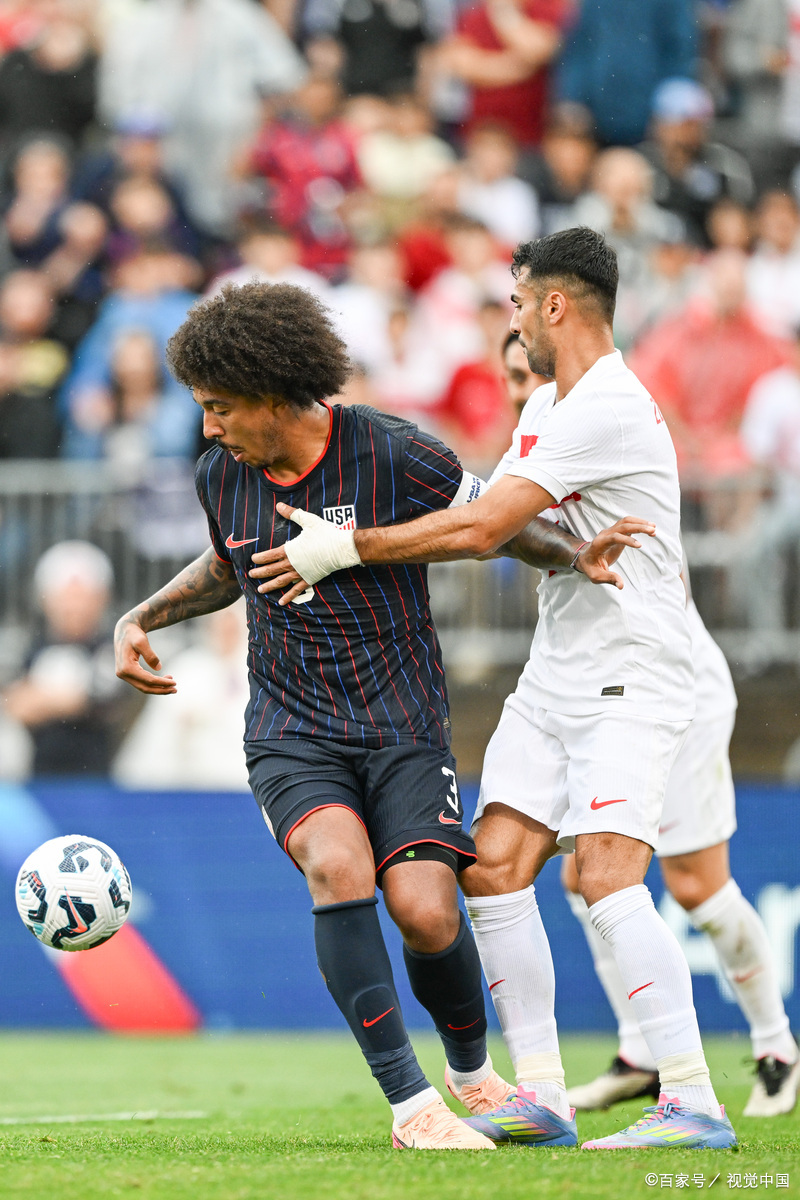  俄克拉荷马城雷霆决赛绝杀曼城，阿尔卡拉斯砍下40记关键球，全场沸腾