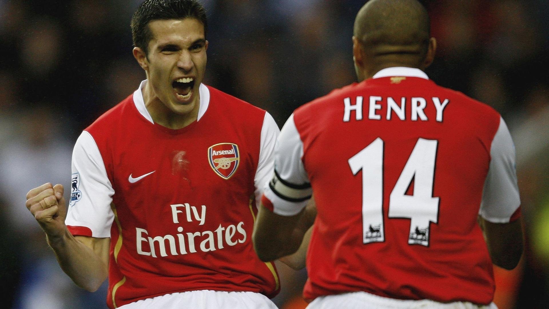  俄克拉荷马城雷霆决赛绝杀曼城，阿尔卡拉斯砍下40记关键球，全场沸腾